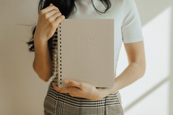 Guided Christian Daily Prayer & Gratitude Journal | Dateless Planner Format | Women Prayer Journal | Christian Gifts for Women