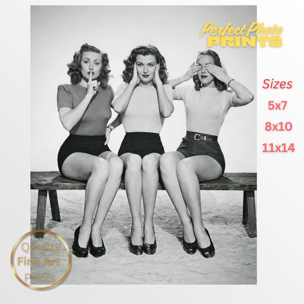 Fotografía vintage de los años 50 titulada "No ver, no oír, no hablar del mal" – Mujer posando en un banco.