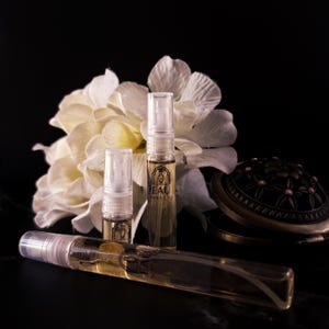 DefineMe Ken | 2ml, 5ml, or 10ml Curated Perfume Sample