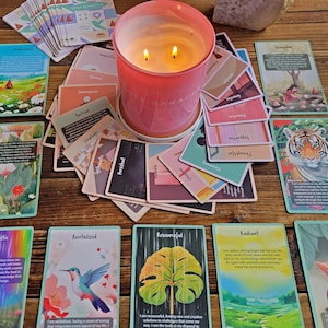 Jeu de cartes d'affirmation quotidienne 2025 - 51 magnifiques cartes d'inspiration illustrées | Des mots positifs et attentionnés pour motiver et grandir