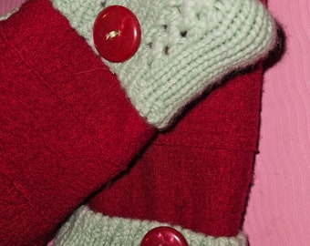 Christmas Carol Mittens