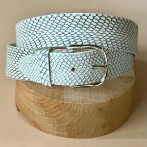 White Cobra Snakeskin Belt