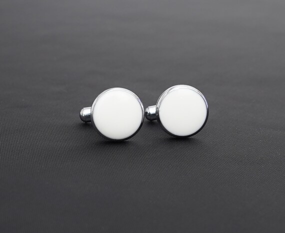 Solid White colored cufflinks – round shaped - image 2