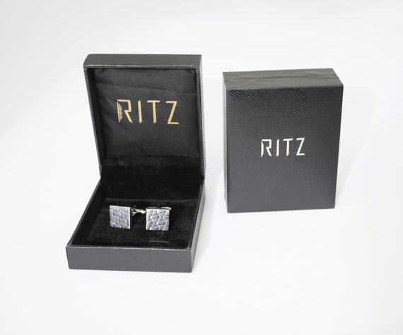 リッツ サファイア 9 – ブルーとシルバーのカフスボタン - Etsy 日本