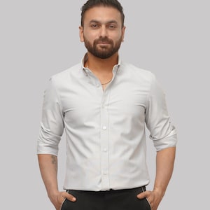 Camisa de hombre/Camisa informal/Camisa de vestir/Camisa de negocios/Hecha a mano/Camisa Oxford con cuello abotonado - Rayas azul marino y blancas
