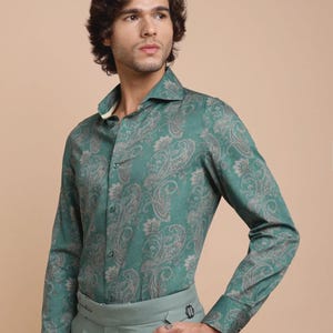 Donkergroen herenshirt met paisleyprint: zakelijk casual katoen