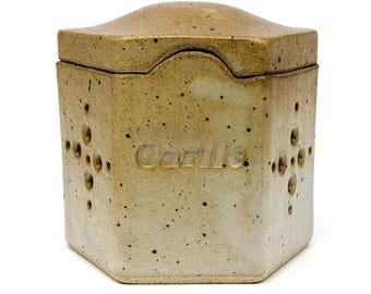 Vintage Hexagonal Stoneware Garlic Keeper | Mid Century Modern Studio Pottery Herb Storage Box | Rustic Earth Tone Garlic Jar Container