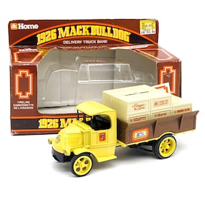 1926 Mack Bulldog Coin Bank | 7th Edition Home Hardware Die-Cast Truck | Collectible Model in Box 1:38 Scale 1997 | Gift Decor Made in USA
