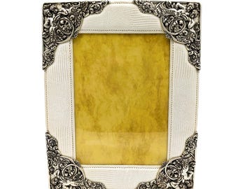 Ornate Victorian Inspired Cherub Frame | Intricate Silver Tone Vintage Photo Display | Antique Style Elegant Decor 5x7 Photos Natural Sepia
