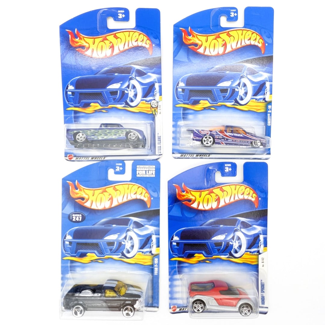 Vintage Hot Wheels Diecast Car: 2000s Collectible, Sealed on Card - Etsy