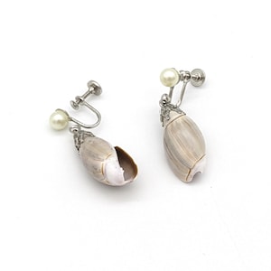 Vintage Natural Seashell Pearl Dangle Earrings | Real Shell Earrings Silver Boho Chic Earrings | Conch Earrings Vintage | Seashell Jewelry