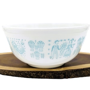 Vintage Pyrex Amish Butterprint Large Mixing Bowl #403 Turquoise on White 2 1/2 qt Oven Resistant