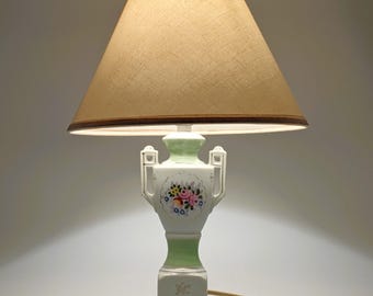 Vintage 1945–1952 Occupied Japan Porcelain Lamp | Neoclassical Floral Decor | Handpainted Green White Table Light | Collectible Gem Lamp
