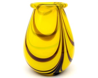 Vase Hand Blown Art Glass Yellow Brown Swirl 7.75in/19.7cm | Vintage Teardrop Rolled Rim