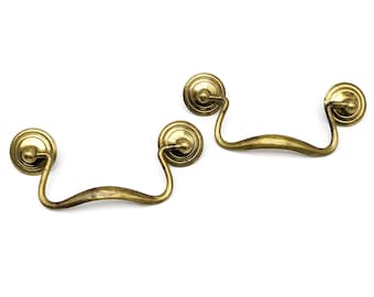 2 Vintage Brass Swan Neck Bail Pulls | Antique Style Wavy Drawer Handles | Queen Anne Chic Cabinet Hardware | Set of 2 Solid Brass Handles