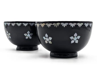 Vintage Bowls Mother of Pearl Floral Details Set of 2 | MOP Decorated Flowers Inlayed in Black Rice Bowls | Lacquered Soup Bowls Set Floral