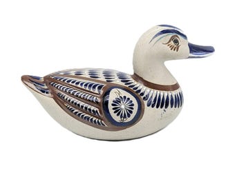 Vintage Mexican Tonala Pottery Duck 7.75 in | Hand-Painted Folk Art Figurine Duck | Signed Mateos Matus Distribuciones Guadalajara
