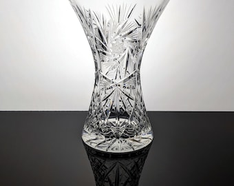 Vintage 8-Point Star Pinwheel Crystal Vase | 8” Tall Cut Lead Glass Vase | Heavy Starburst & Diamond Cut Crystal Flower Vase Home Decor