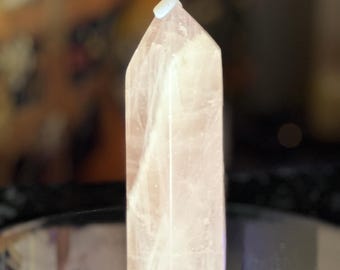 14 cm Rosenquarz Turm | Natürlicher rosa Quarz-Kristallpunkt | Polierter Generator | Herz Chakra Heilstein Dekor
