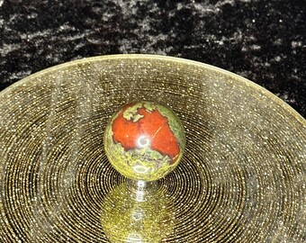 ドラゴンブラッドスフィア、ドラゴンブラッド、クリスタルスフィア