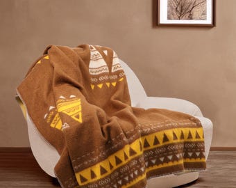 Netbors New Zealand Wool Blanket: 60" x 70", Ultra Warm, Durable, Heavy-weighted, Indoor & Outdoor Use