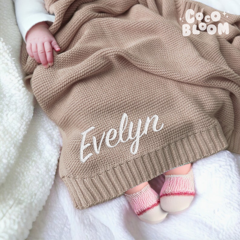 Custom Baby Name Blanket, Personalized Embroidered Blanket, Stroller Blanket, Baby Shower Gift, Newborn Baby Gift, Personalised Name Blanket zdjęcie 8