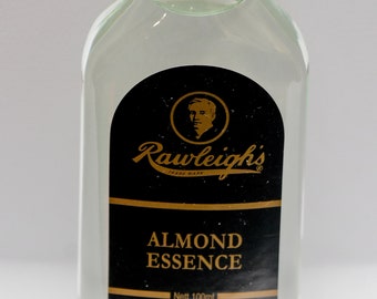 Rawleigh's Almond Essence 100ml