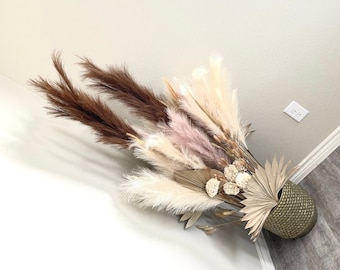 Dried Flower Arrangement
