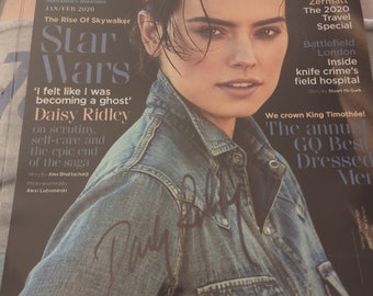 Daisy Ridley Signed GQ Magazine Cover Photo w/COA