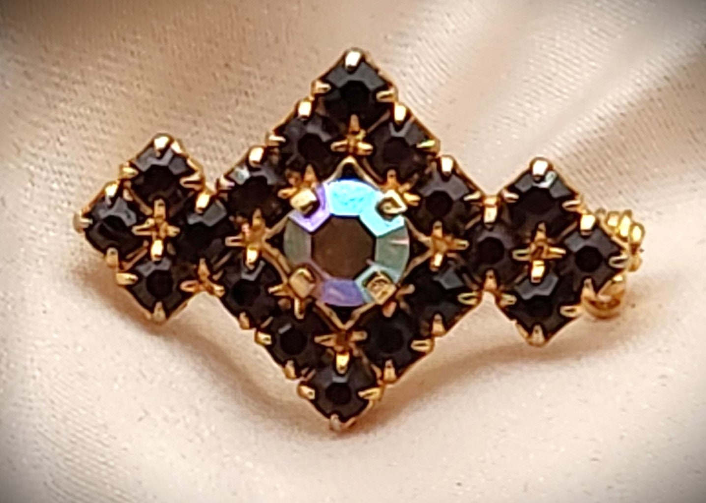 オーストリア製ヴィンテージブローチ - Etsy 日本