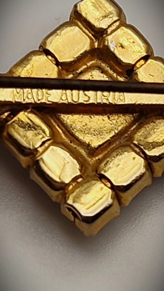 オーストリア　ヴィンテージ　ブローチ オーストリア製ヴィンテージブローチ - Etsy 日本