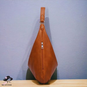 Stylish Leather Bag, Soft Leather Tote Bag, Classic Leather Purse, Chic Hobo Bag, Women's Leather Handbag, Leather Shoulder Bag, Tote Bag