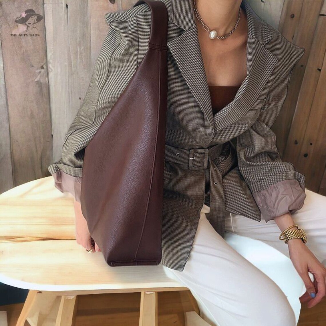 SHOULDER BAG visual data 7