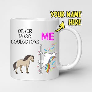 Regalo de director de música. Taza divertida de director de música. Personalizada. El mejor regalo para director de orquesta, sinfónica, director de banda o profesor de música.