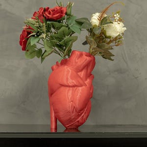 Realistische Herz Vase