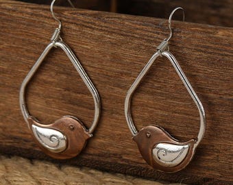 Creative Retro Vintage Cute Bird Pendant Earrings, Fun Jewelry Accessories For Women's Holiday Parties, Perfect Gifts For Friends