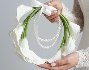 Beaded pearl bridal bouquet, Calla & Pearl Wedding Bouquet, Modern Calla Lily Hoop Bouquet with Pearls, Calla Lily Wedding bouquet