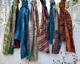 Groothandel vintage zijden kantha-sjaals | Handgemaakte omkeerbare sari-zijdedoeken