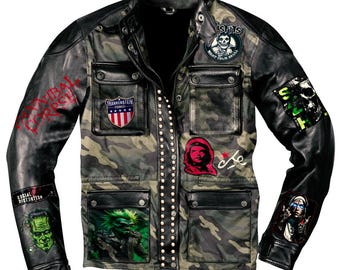 Punk Rebellion Camouflage Leder Army Print Jacke mit Patches und Nieten Anarchy Edition