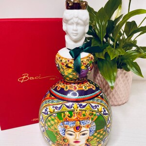 Oil or vinegar bottle. 1 L. Porcelain bottle in Sicilian style. High quality Italian porcelain.  Manufacturer Baci Milano.