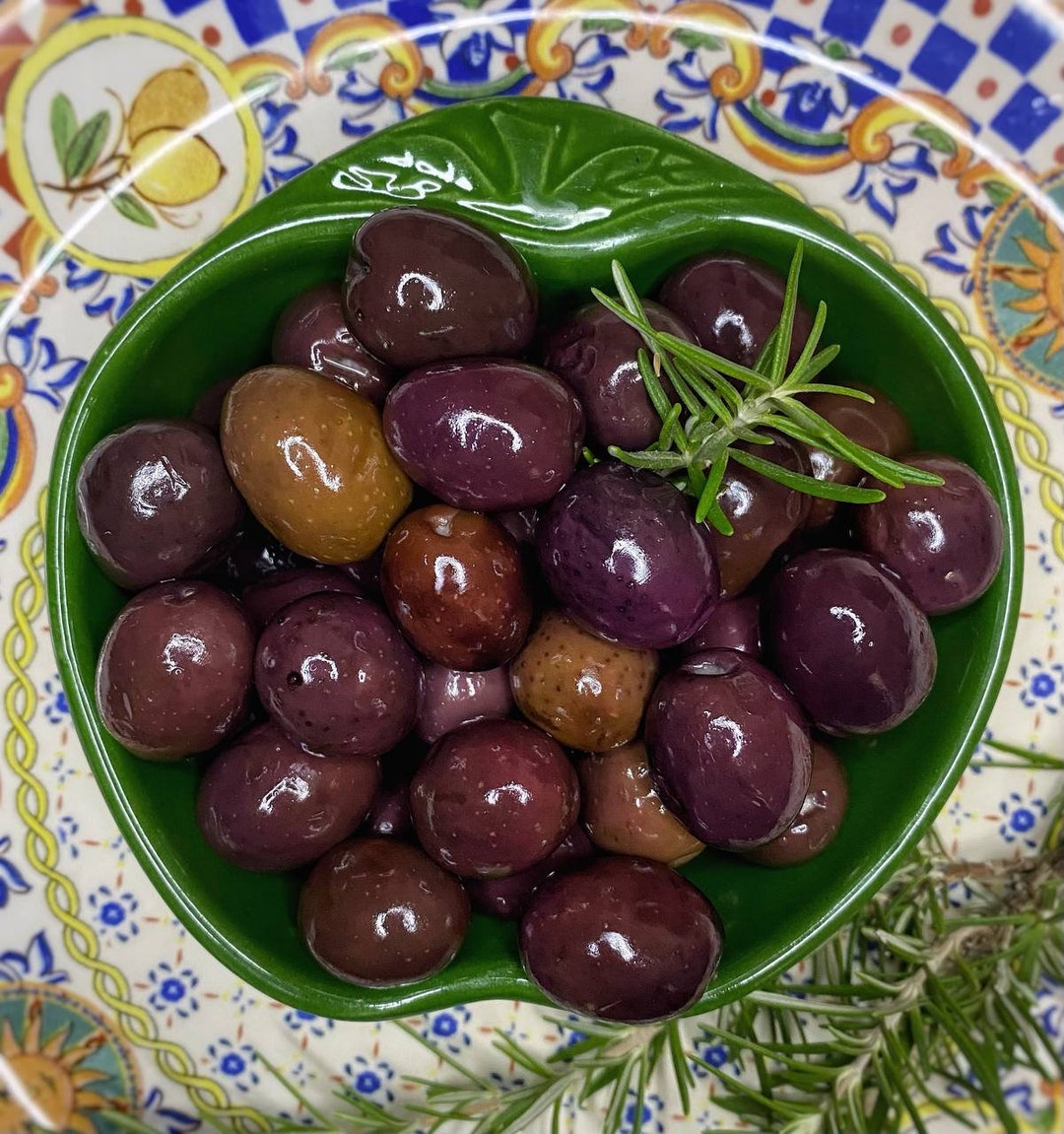 Black Olives /italian Bioligic Product/salted Olives/vegan Food/healthy