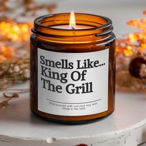 Smells Like King Of The Grill Candle, Fathers Day Gift For Dad, Funny Fathers Day, Dad Birthday Gift, Dad Christmas Gift, Funny Dad Candle