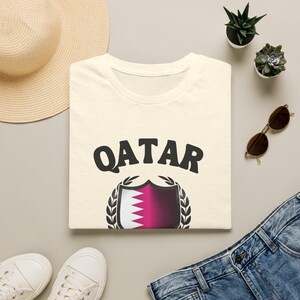 Camiseta de Qatar, Camiseta con la bandera de Qatar, Camiseta con el escudo de Qatar, Camiseta de Qatar para la Copa Mundial, Camiseta de fútbol de Qatar, Camiseta de Qatar, Fútbol de Qatar, Camiseta de país para adultos imagen 3