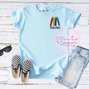 男の子用パーソナライズ新学期シャツ - 入学式Tシャツ、幼稚園用カスタムシャツ、男の子用ネームシャツ、幼稚園服