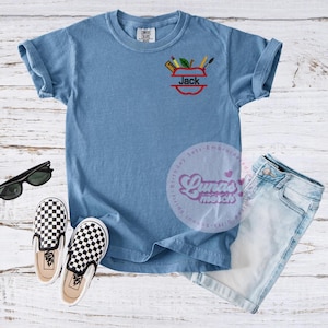 男の子用パーソナライズ新学期シャツ - 入学式Tシャツ、幼稚園用カスタムシャツ、男の子用ネームシャツ、幼稚園服