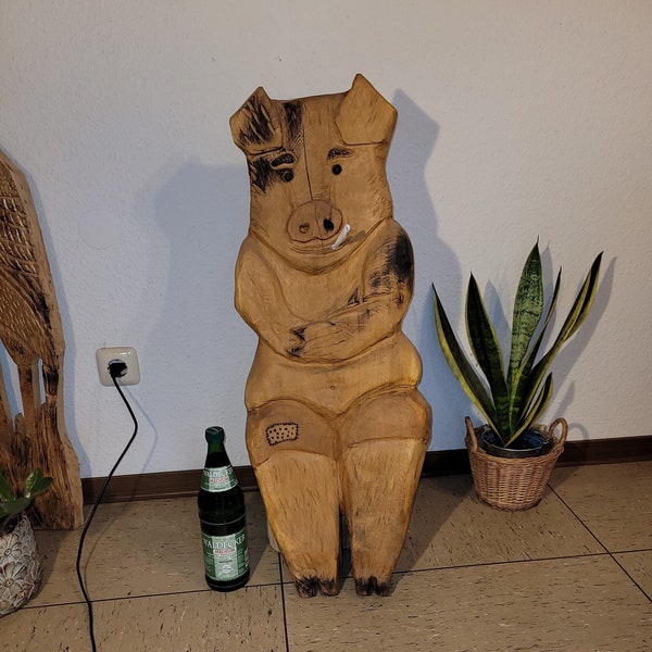 Schwein Ferkel Figur Sau Kettensäge Skulptur Holz Statue Holzkunst Holzskulptur Geburtstag Geschenk Eiche Rustikal Geschenkidee Hingucker