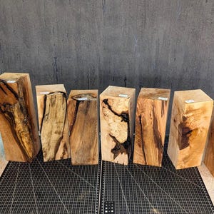 Beukenhouten hartvormig blok, één stuk, handwerk, draaien, decoratief hout, vierkant hout, rustiek, onderzetter, kandelaar