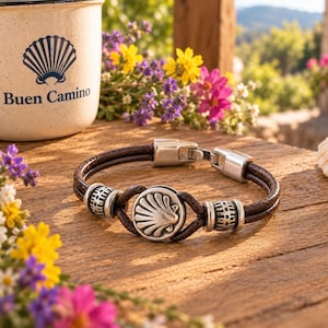 Camino de Santiago-armband: zilveren schelp, leren pelgrimssieraden