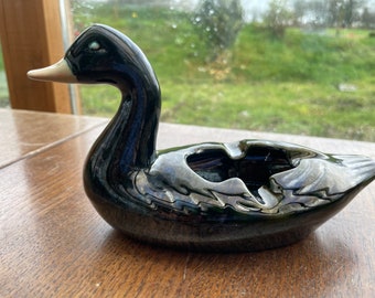 Vintage ceramic duck shaped pot
