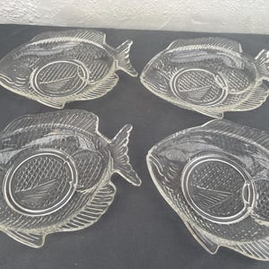 Vintage Fish Plates ~ Set of four small plates ~ Snack plate ~ Appetizer Plate ~ Coastal ~ Beach ~ Cottage ~ Clear Glass
